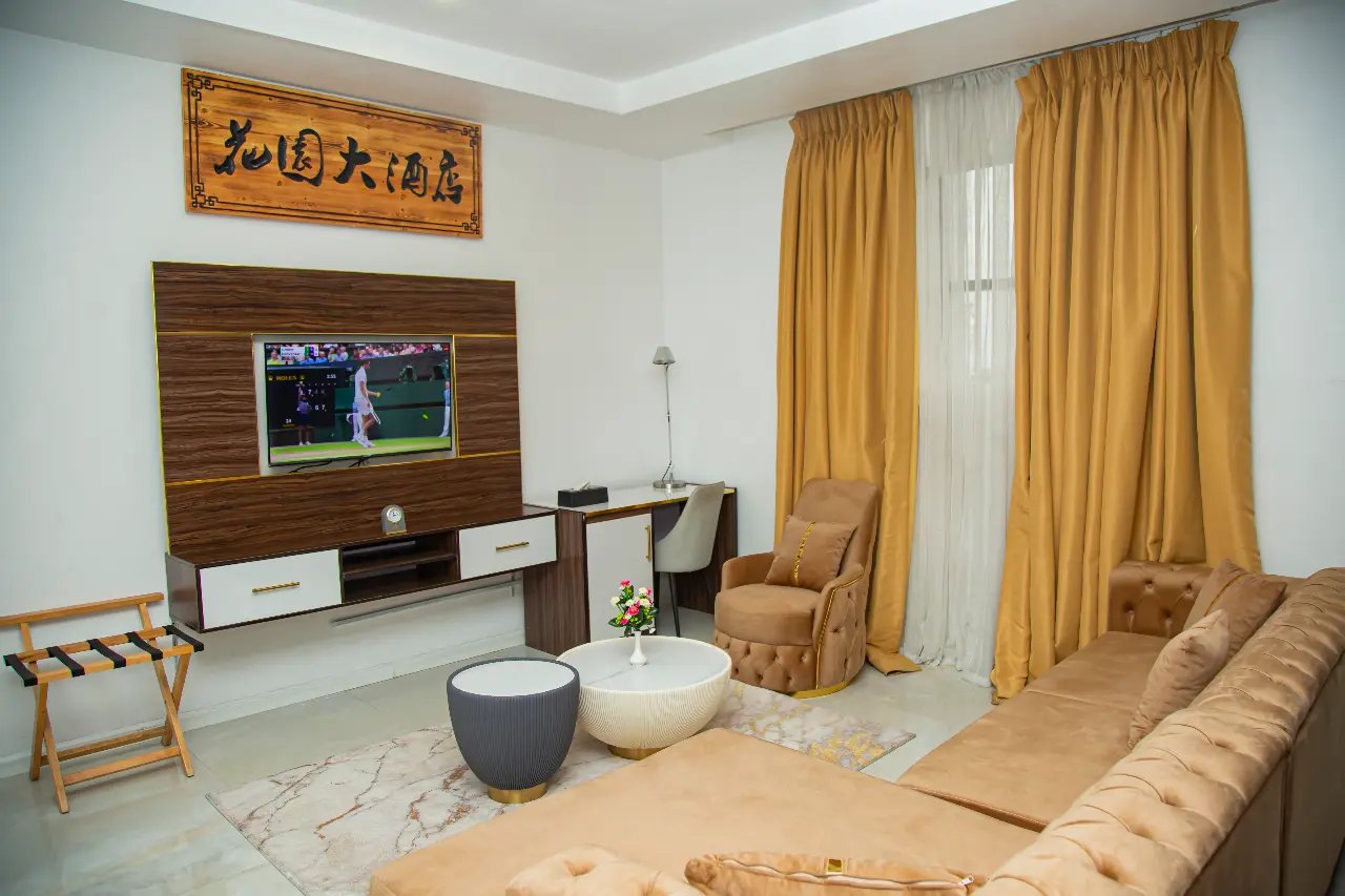 Executive Suite